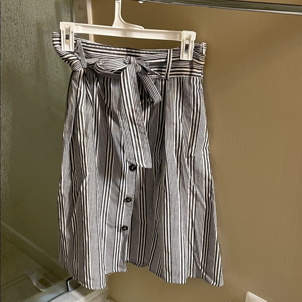 HYFVE Black and White Striped A-Line Skirt